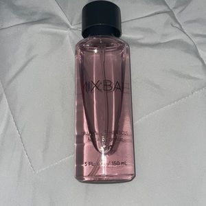 Women’s MixBar perfume scented sparkling hibiscus